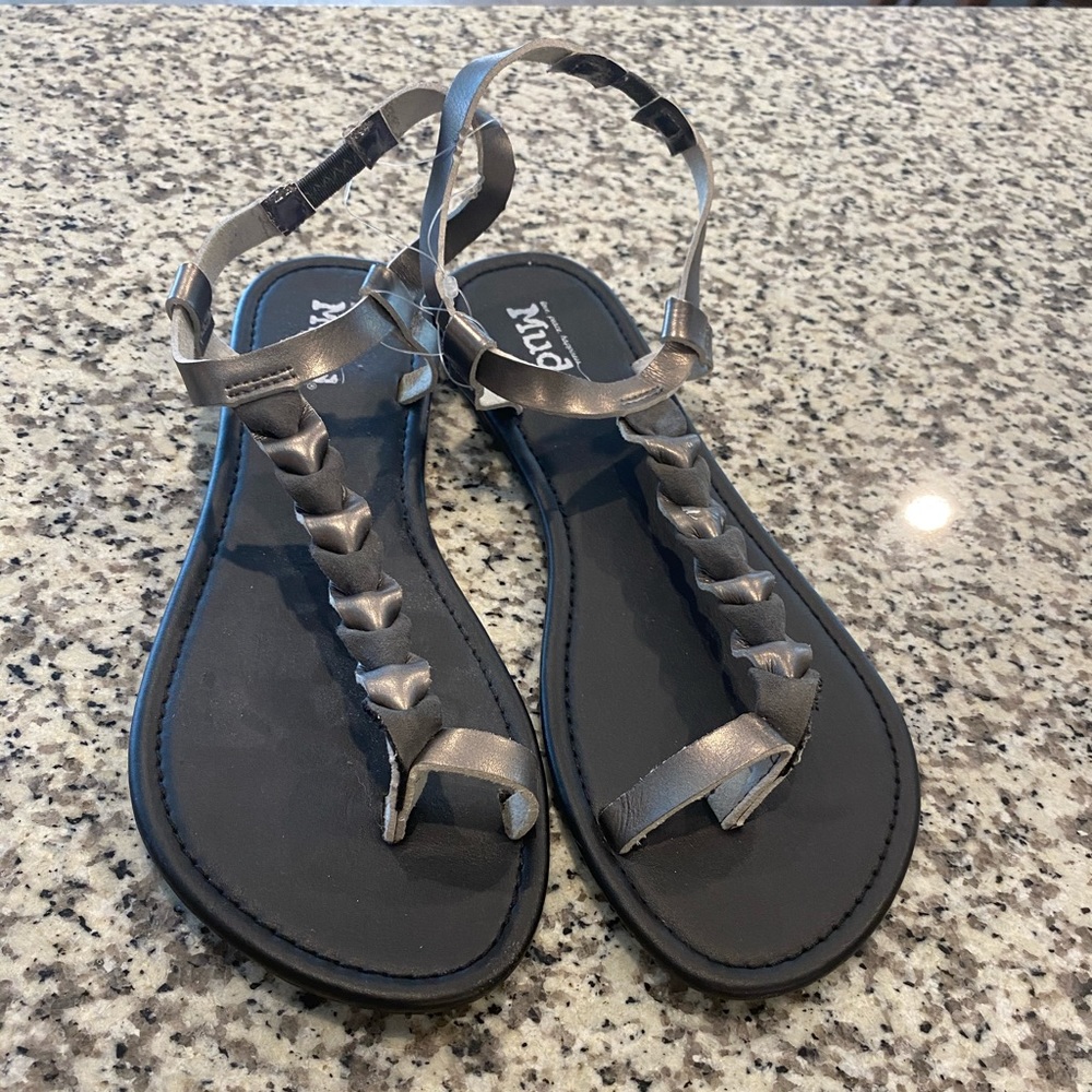 Mudd sandals